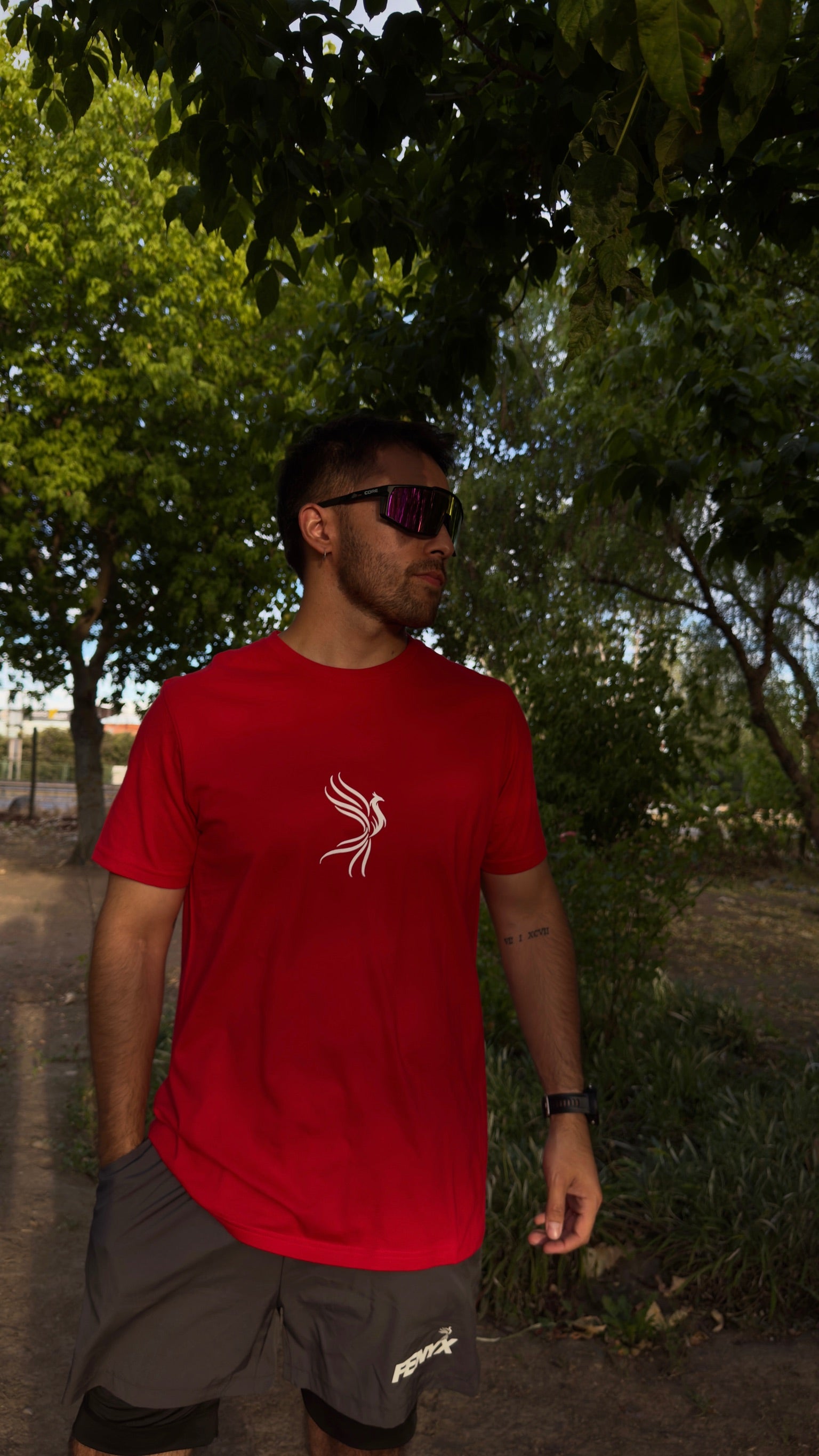 Polera Fenyx Advisory